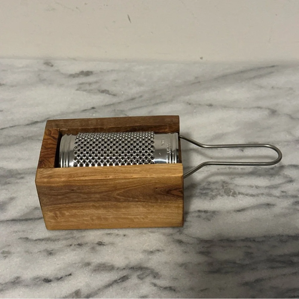 Wood box Cheese Grater made in Italy